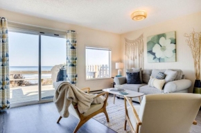 Ocean Front Duplex with Views! Dog Friendly -Surfside Cottage South